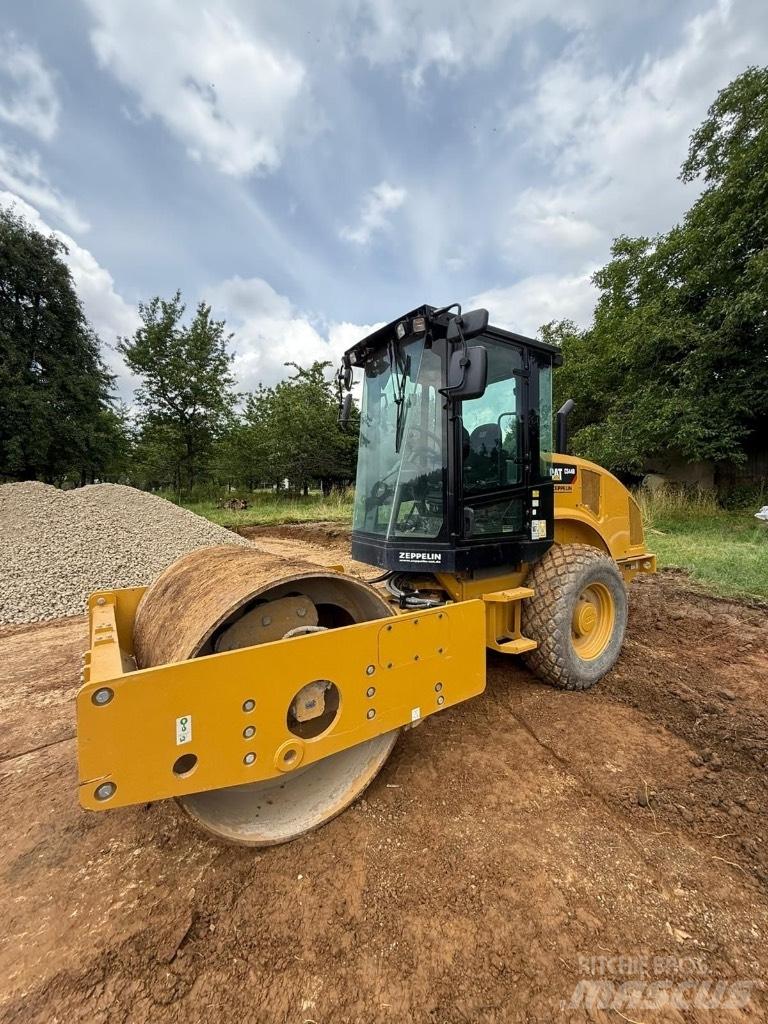 CAT CS44B - CS 44 B مداحل أحادية الأسطوانة