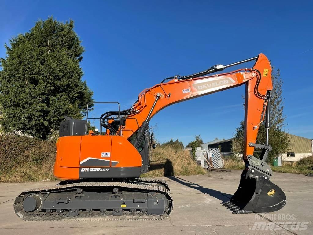 Doosan DX 235 LCR حفارات زحافة