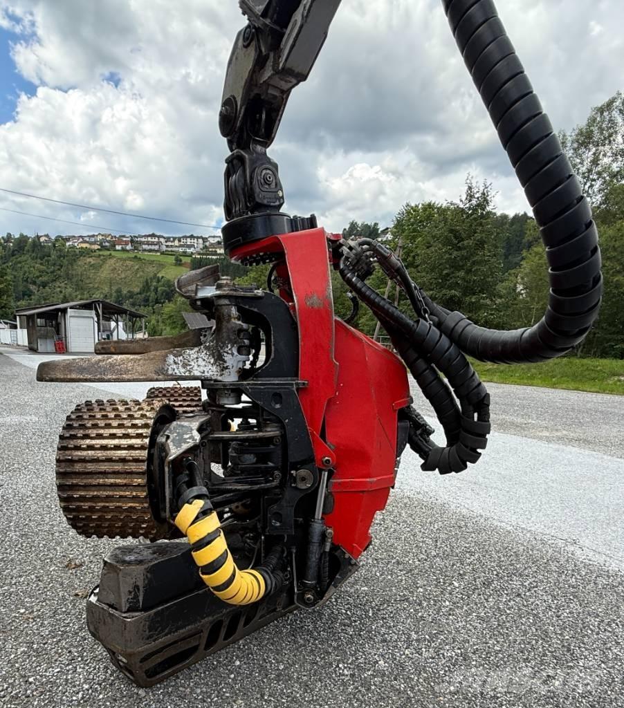 Komatsu 911.5 حصادات