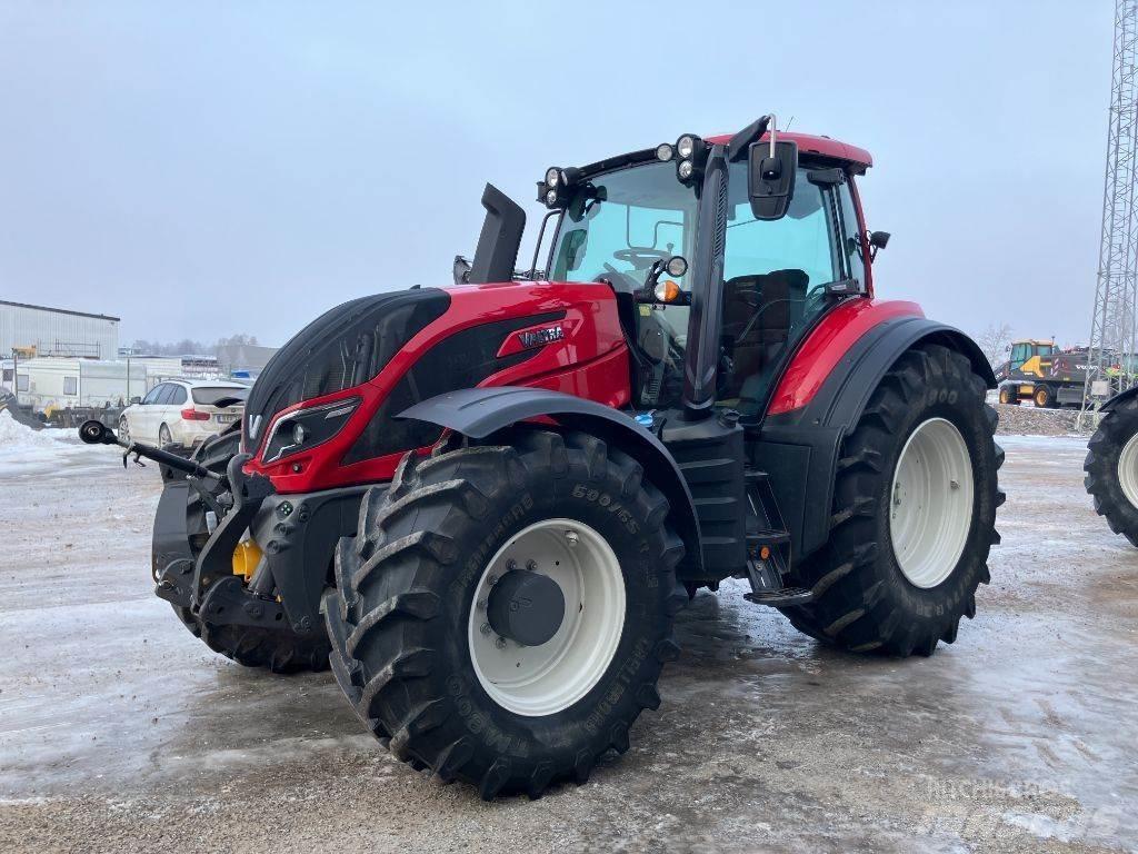 Valtra T234D الجرارات