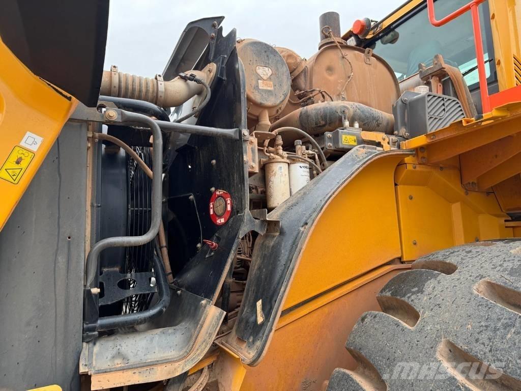 Volvo L 150 H لوادر بعجل