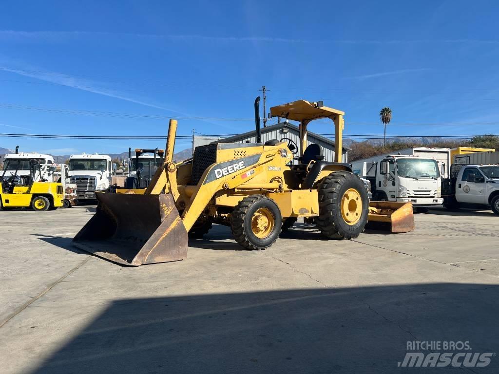 John Deere 210 LE لوادر وحفارات أمامية