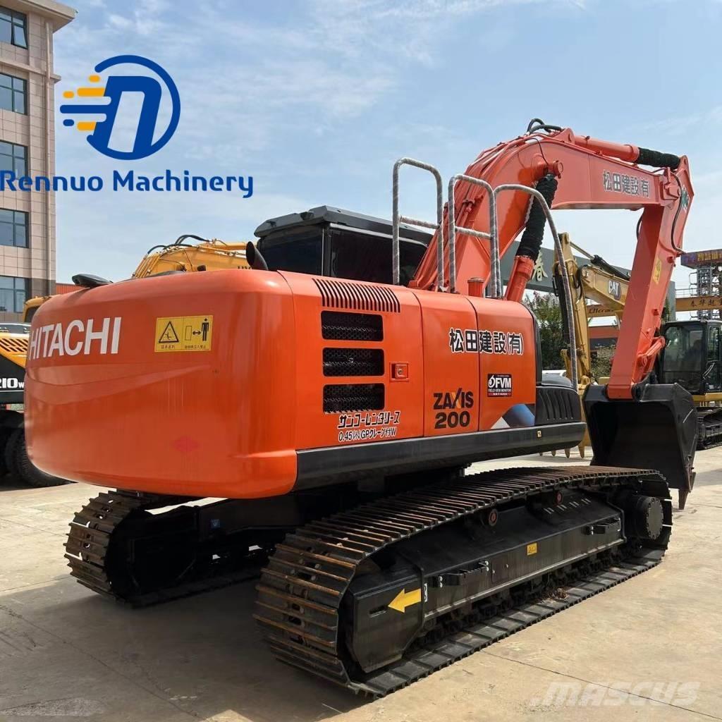 Hitachi ZX 200 حفارات زحافة