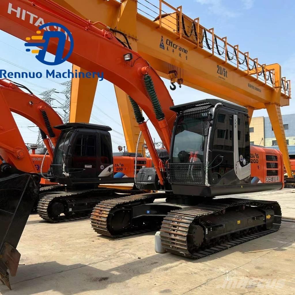 Hitachi ZX 200 حفارات زحافة