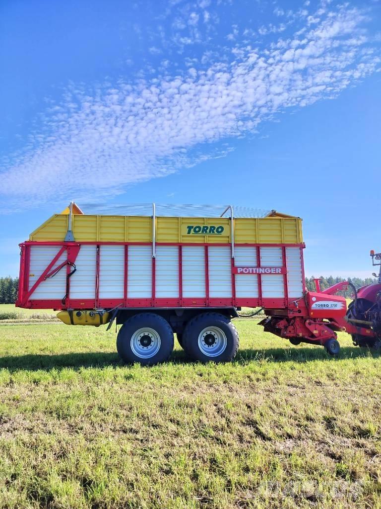Pöttinger Torro 5700 مقطورات ذاتية التحميل