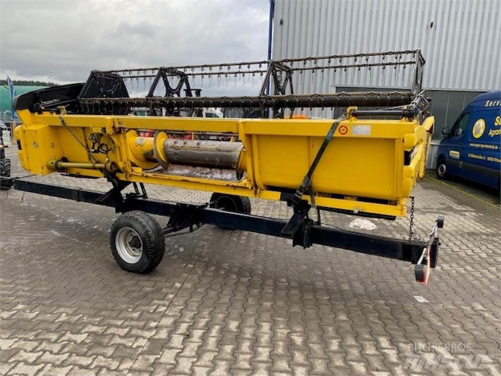 New Holland CX780 حصادات