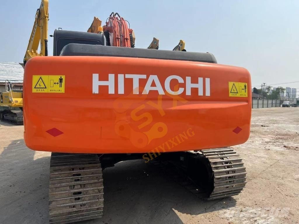 Hitachi EX 200 حفارات زحافة