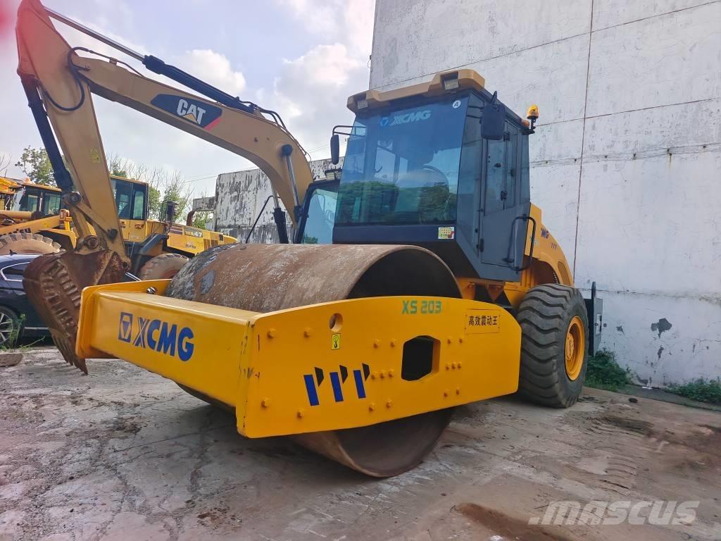 XCMG XS 203 J مداحل أحادية الأسطوانة