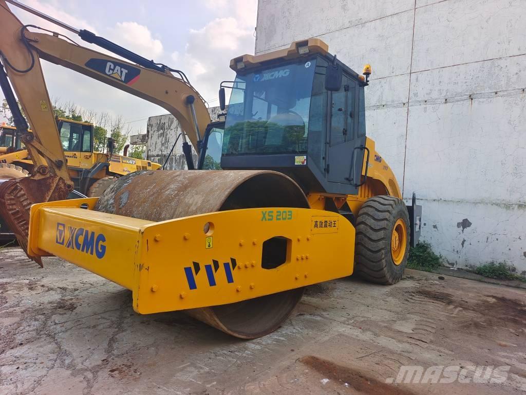 XCMG XS 203 J مداحل أحادية الأسطوانة