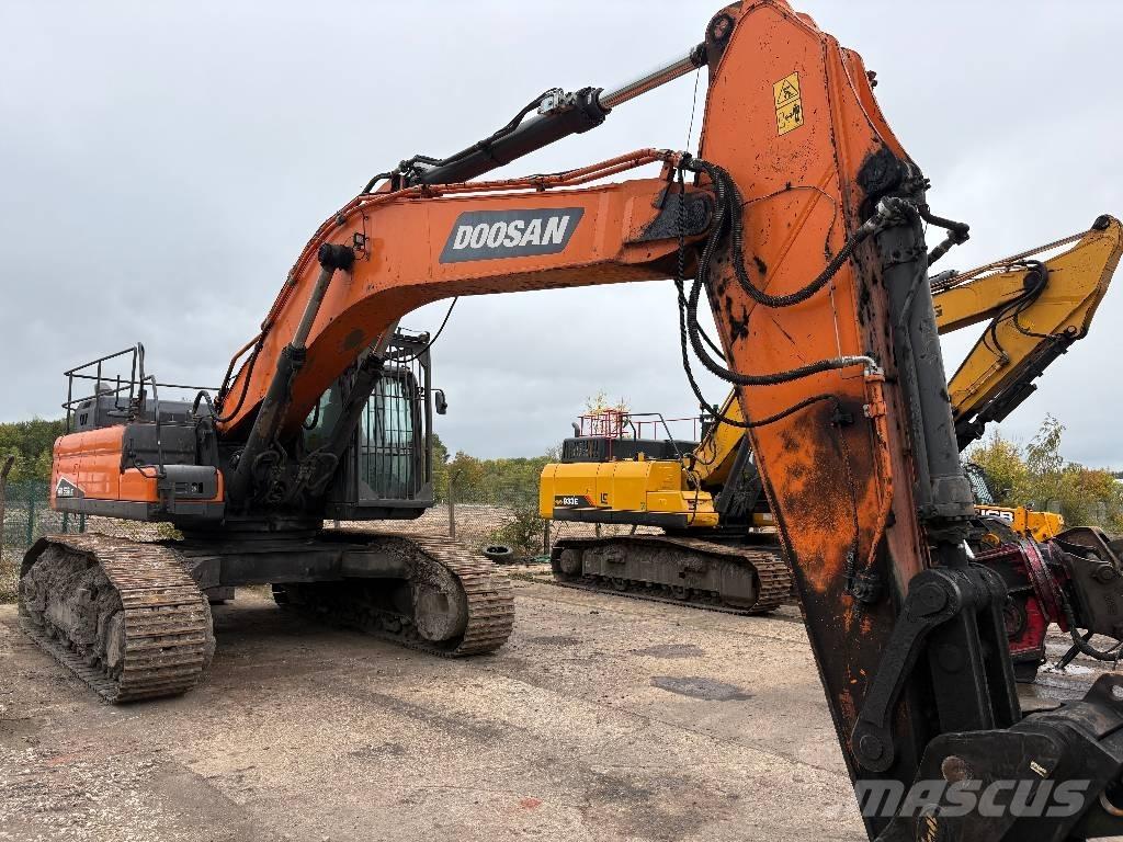 Doosan DX 530 LC-7 M حفارات زحافة
