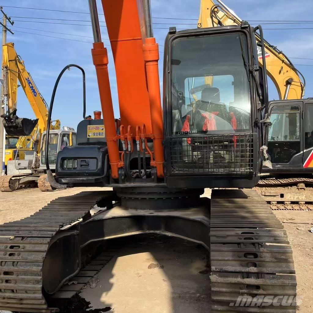 Hitachi ZX 160 حفارات وسط 7 طن - 12 طن
