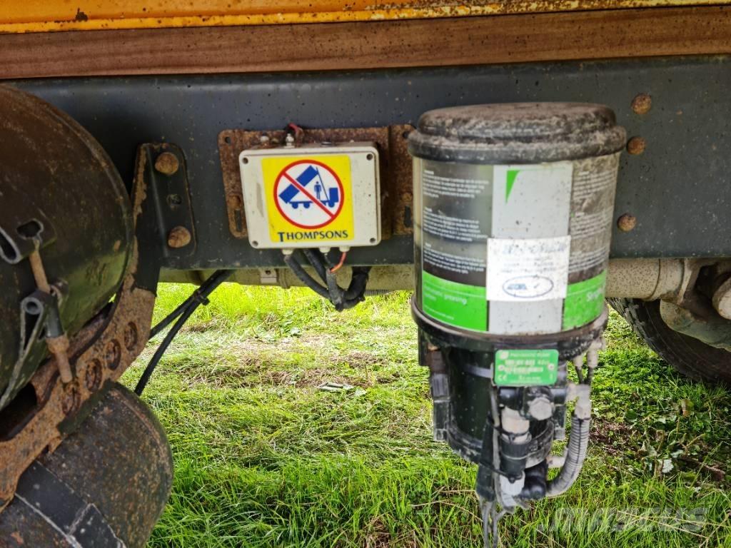 Scania P 400 شاحنات قلابة