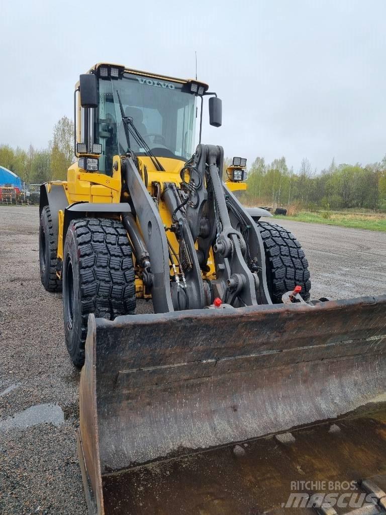 Volvo L 70 F لوادر بعجل