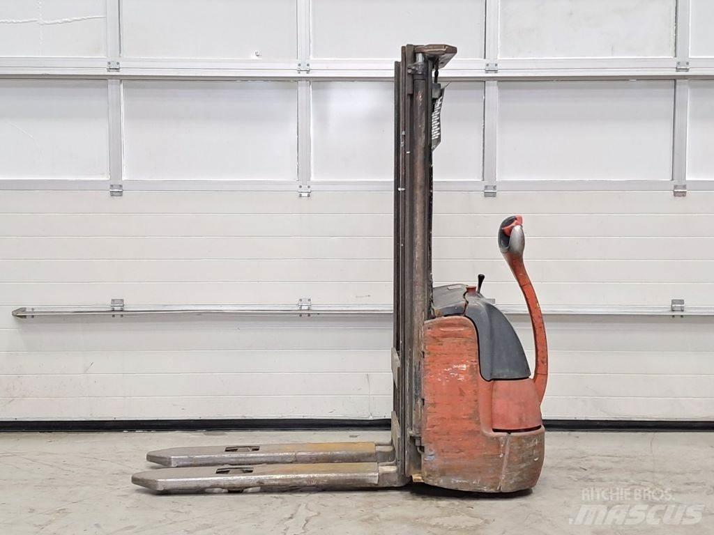 Linde L10 معدات التكديس الجوالة