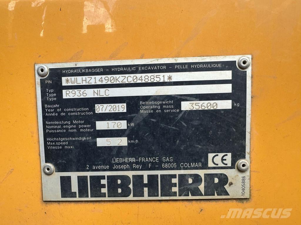 Liebherr R936 NLC حفارات زحافة