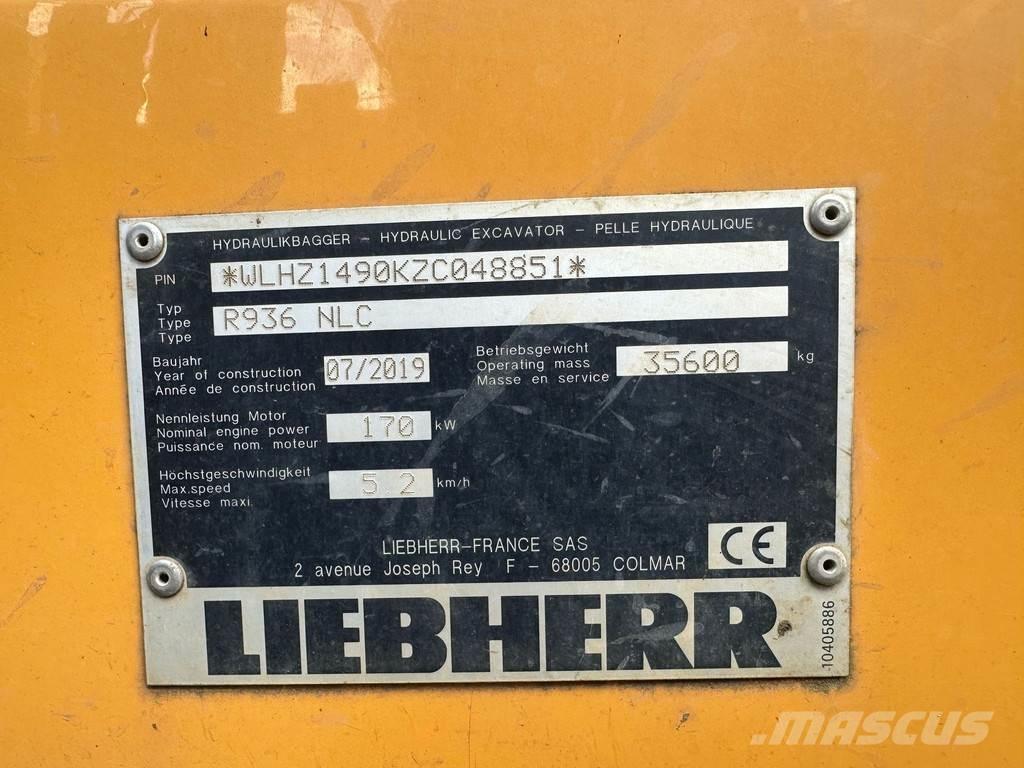 Liebherr R936 NLC حفارات زحافة