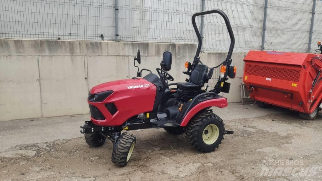 Yanmar SA221-R الجرارات