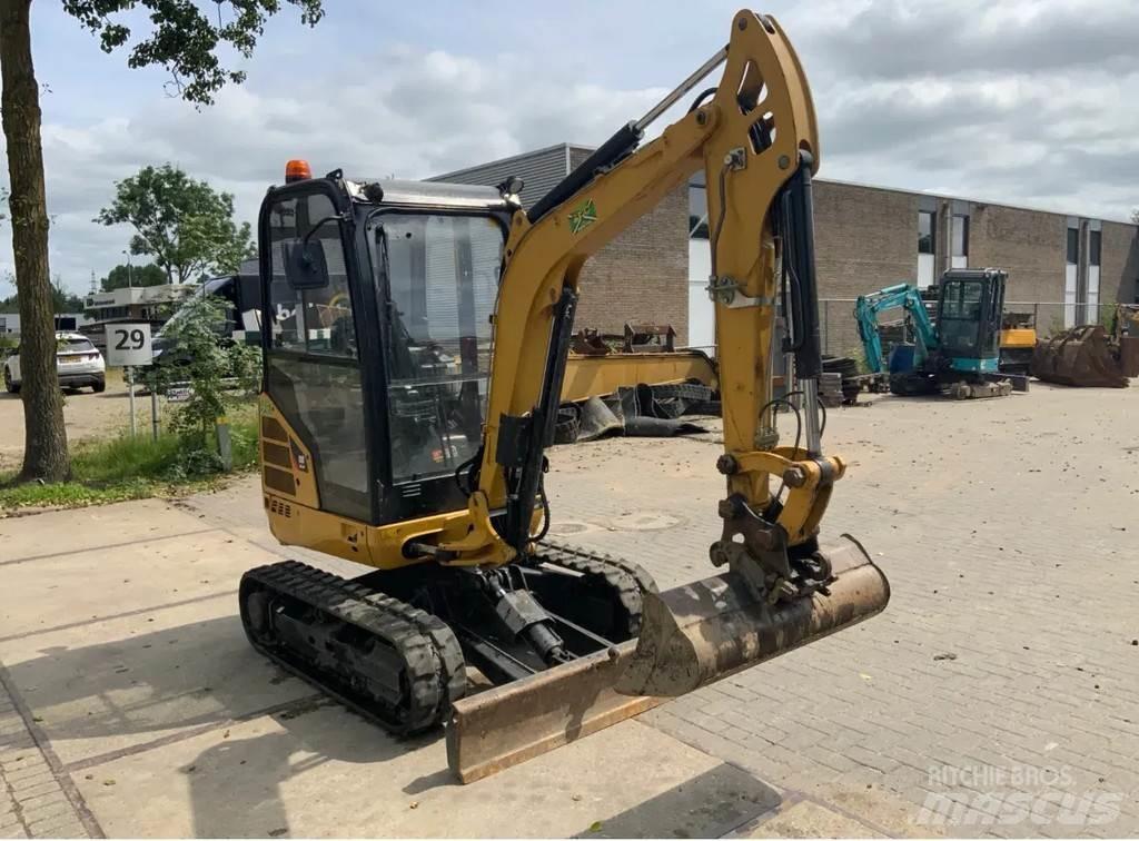 CAT 302.4D حفارات صغيرة أقل من 7 طن (حفارات صغيرة)