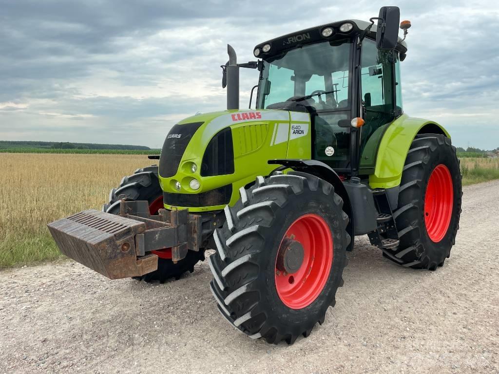 CLAAS Arion 640 الجرارات