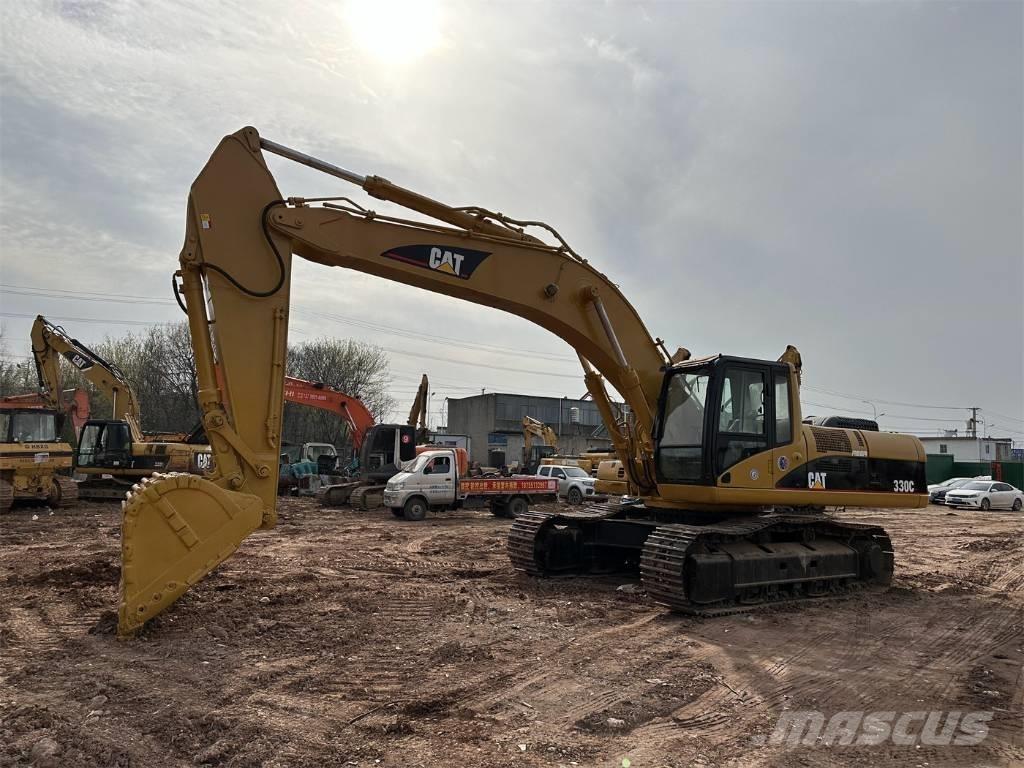 CAT 330 C حفارات زحافة