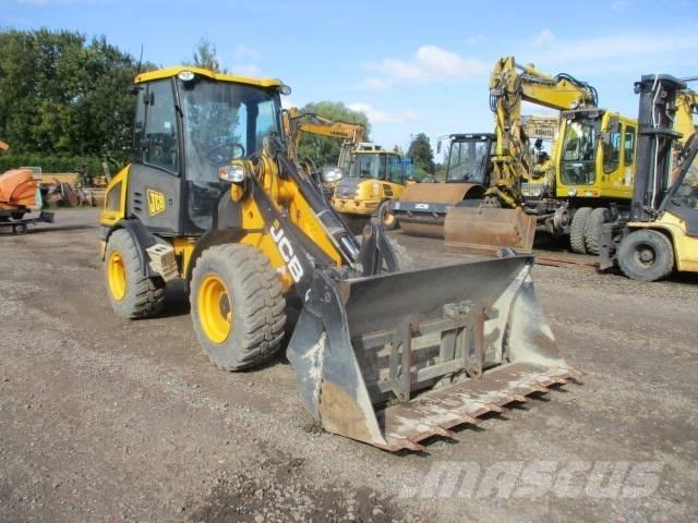 JCB 407 لوادر بعجل