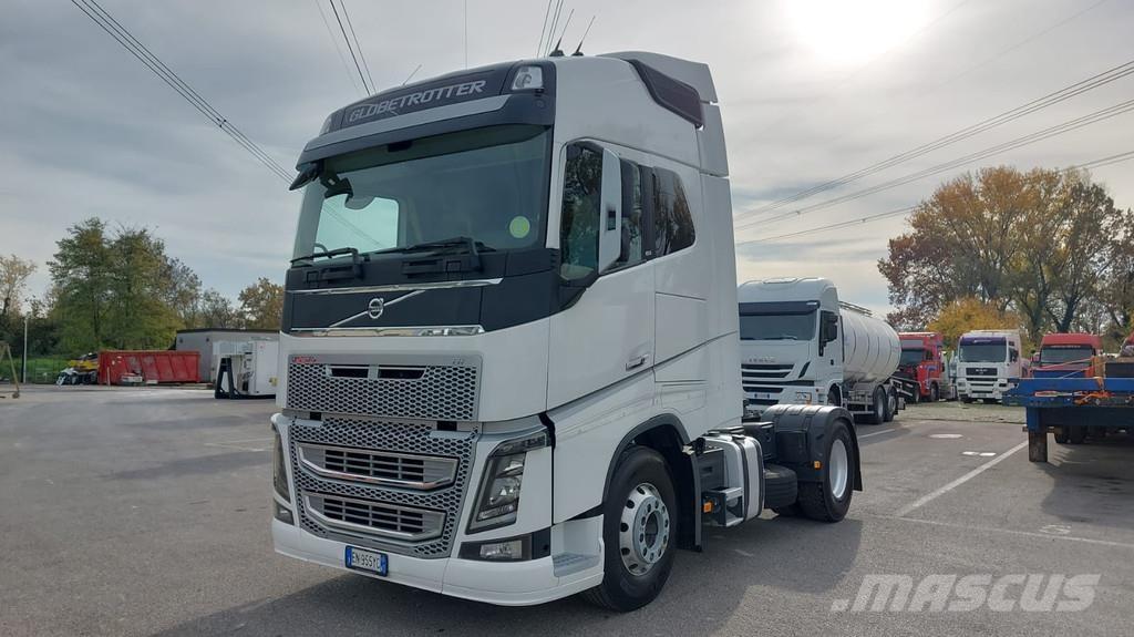 Volvo FH وحدات الجر