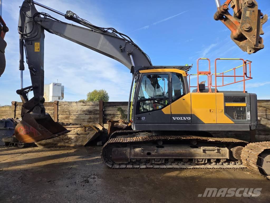 Volvo EC220EL حفارات