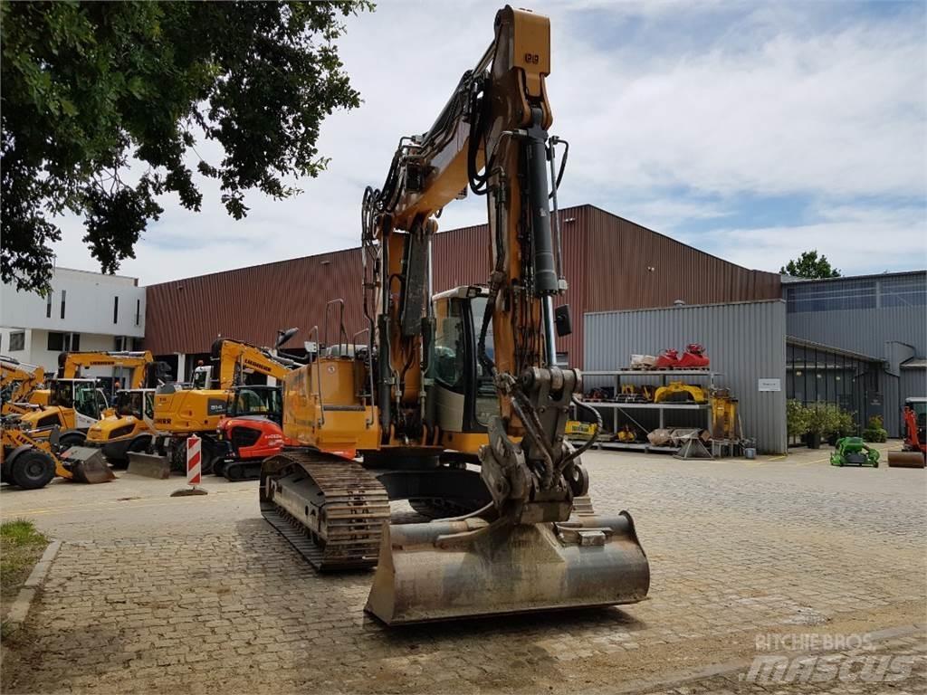 Liebherr R920 حفارات زحافة