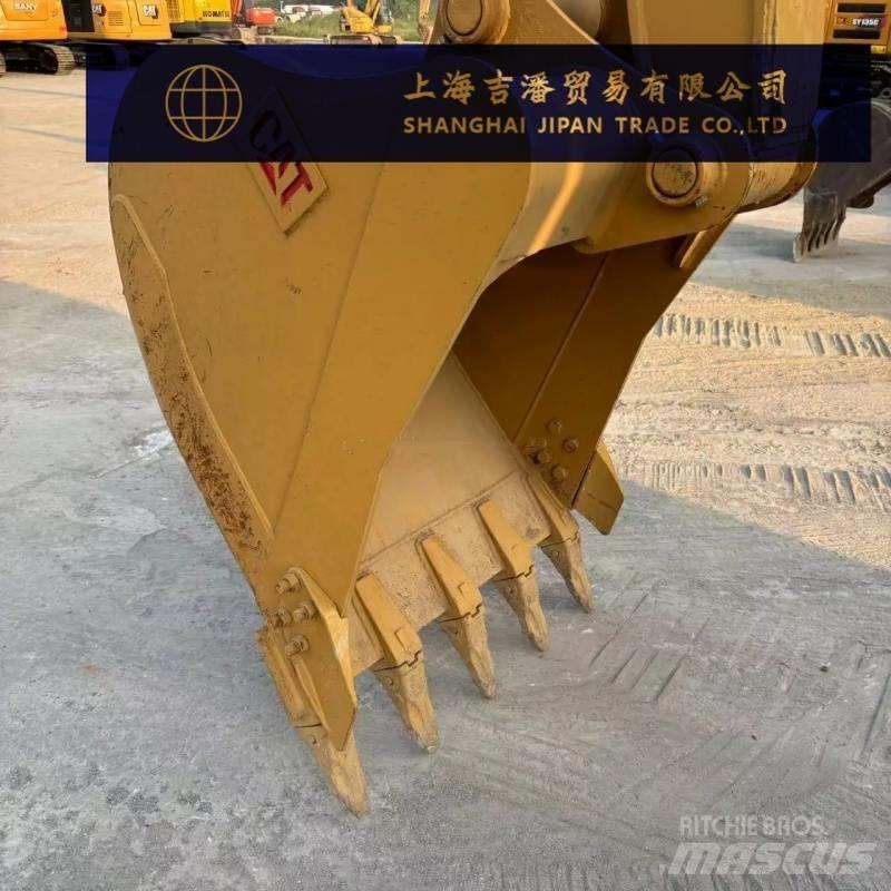CAT 312 D حفارات زحافة