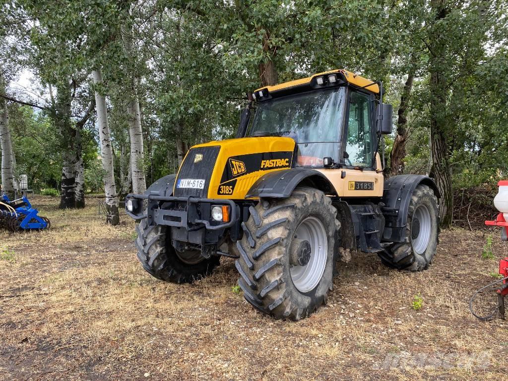 JCB Fastrac 3185 الجرارات