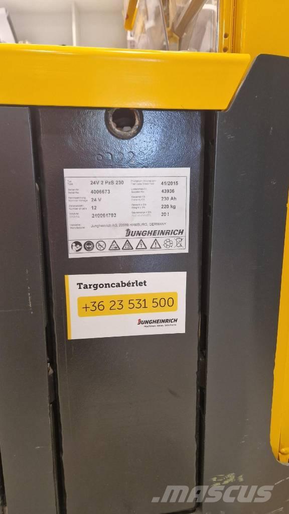 Jungheinrich EJD 220 شاحنات مناولة ذاتية الدفع