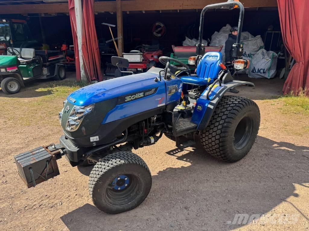 Solis S26 4WD جرارات مدمجة