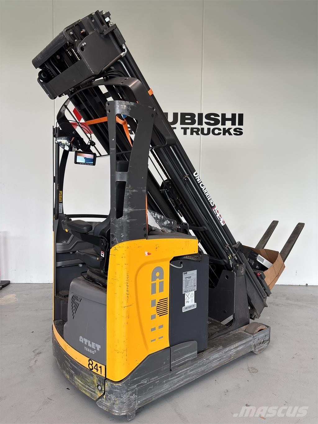 Atlet UMS200 شاحنة مناولة