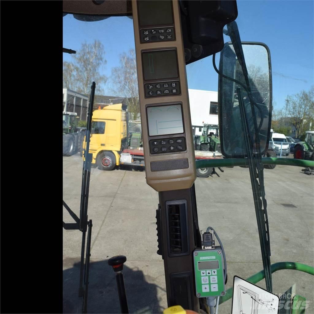 John Deere 7250 i علافات ذاتية الدفع
