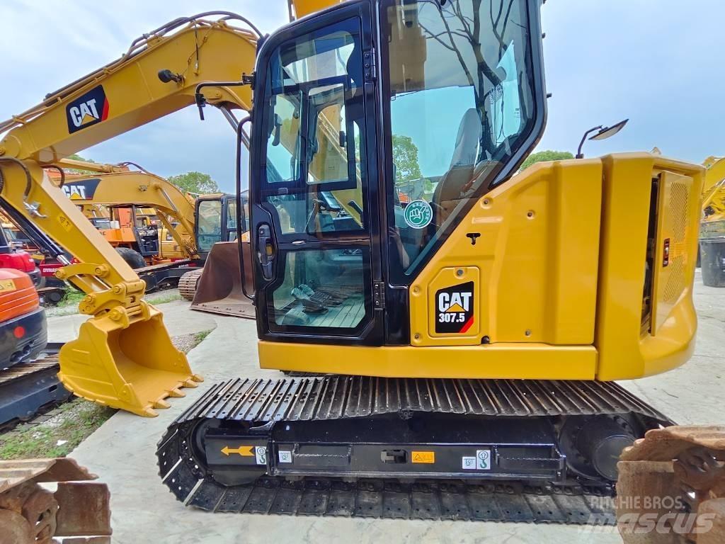 CAT 307.5 حفارات صغيرة أقل من 7 طن (حفارات صغيرة)