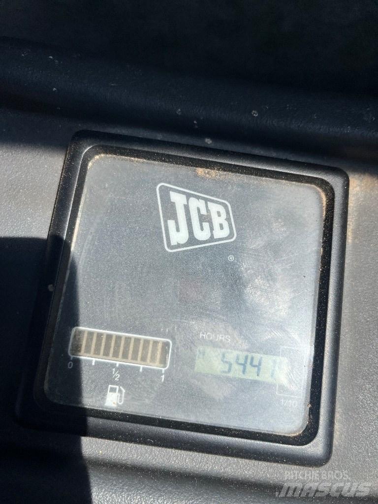 JCB 8052 حفارات صغيرة أقل من 7 طن (حفارات صغيرة)