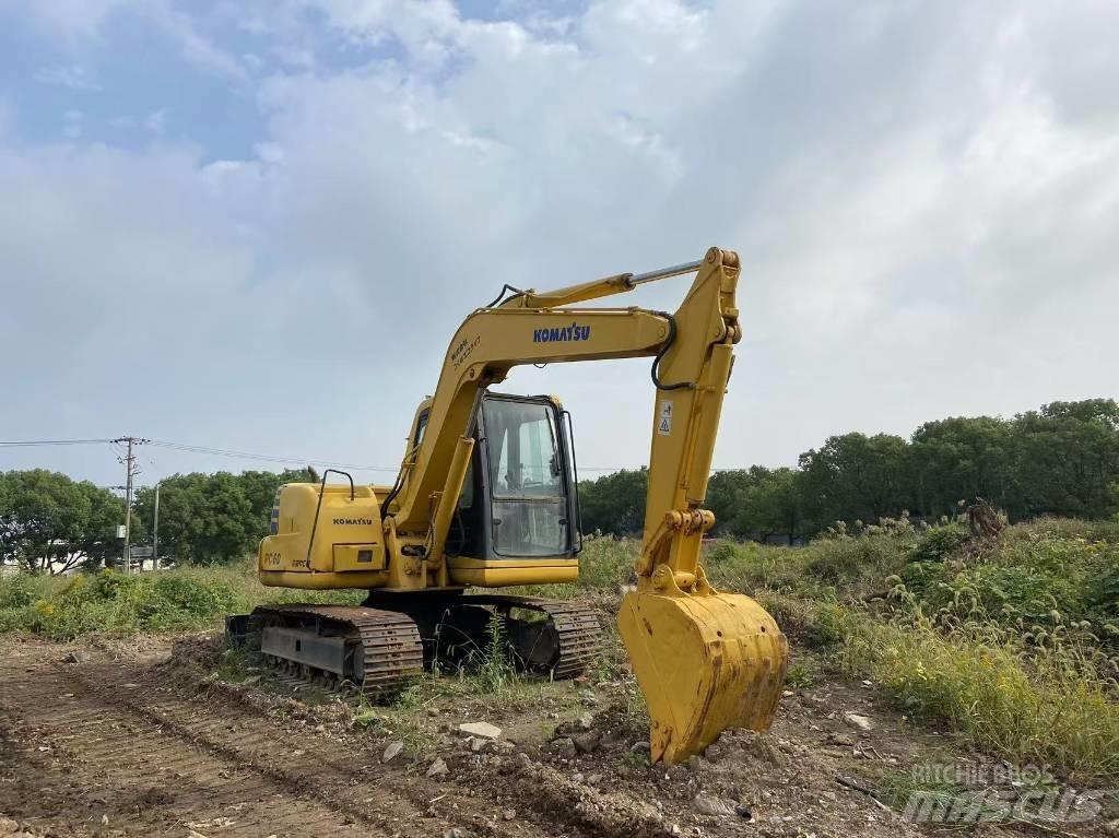 Komatsu PC 60 حفارات زحافة