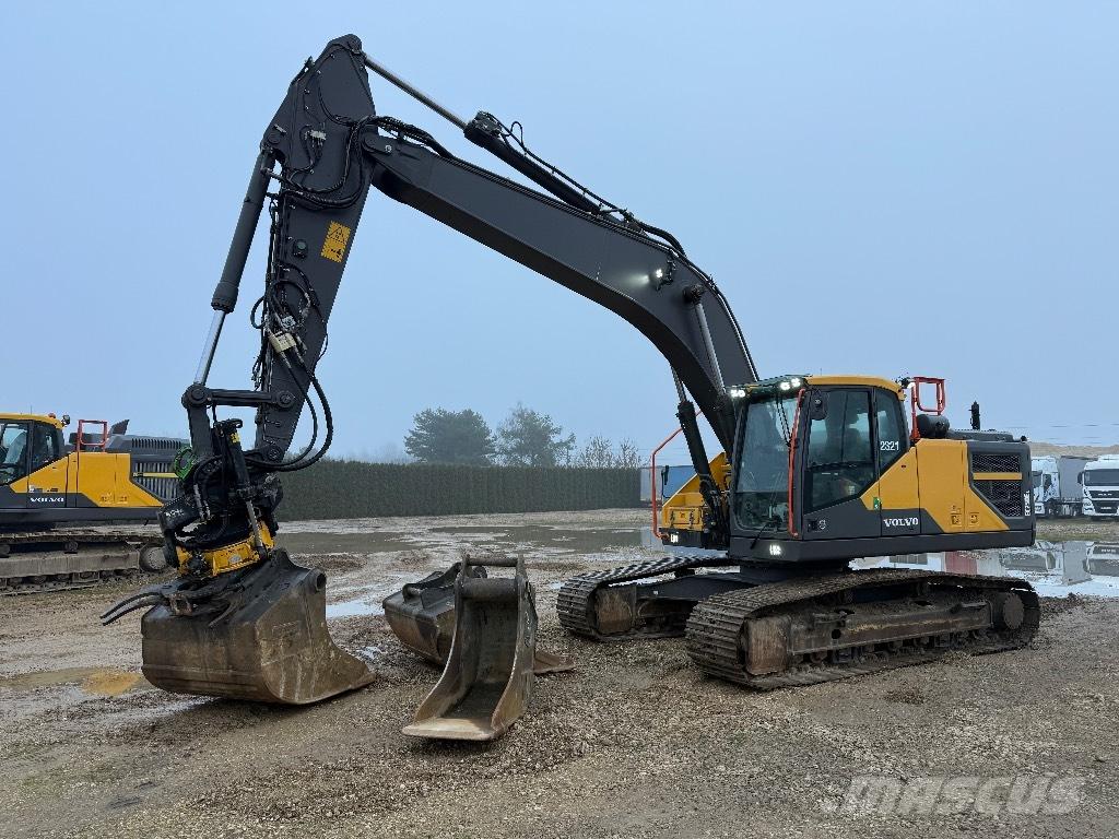 Volvo EC 250 EL حفارات زحافة