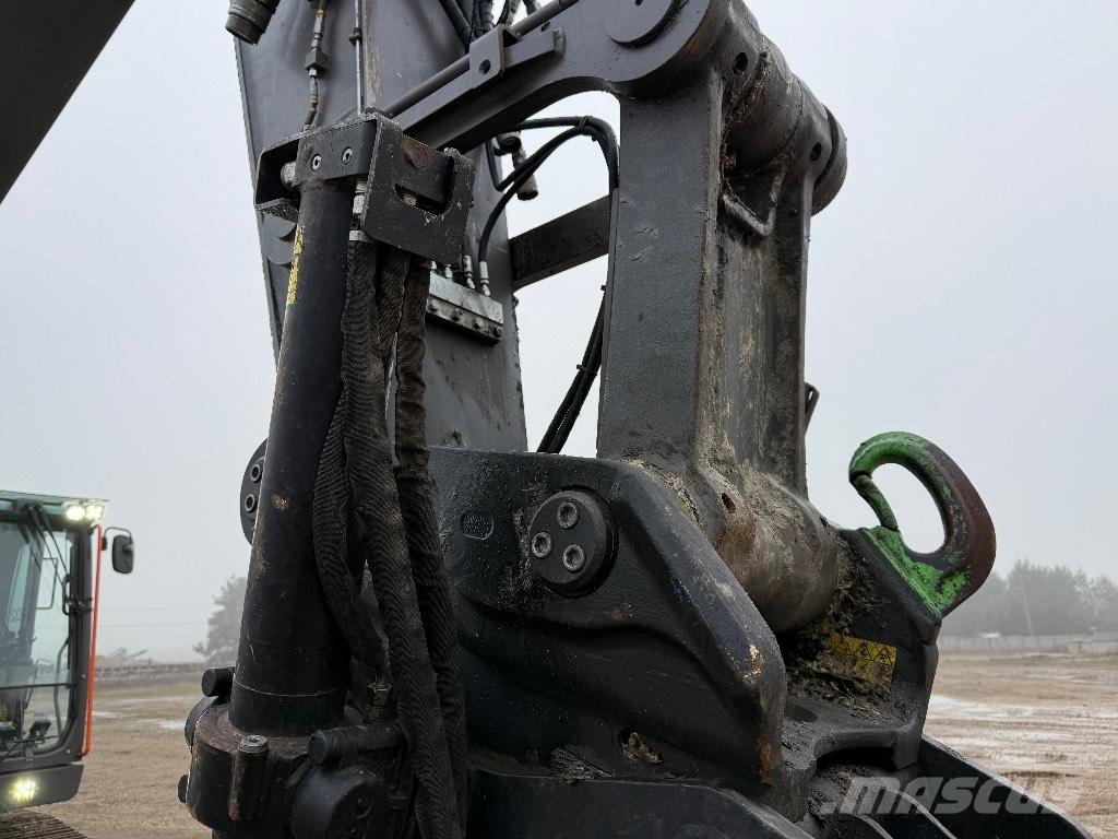 Volvo EC 250 EL حفارات زحافة