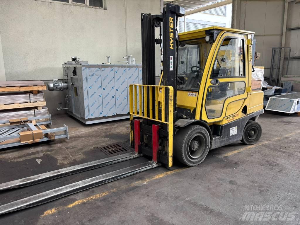 Hyster H3.5FT شاحنات الديزل