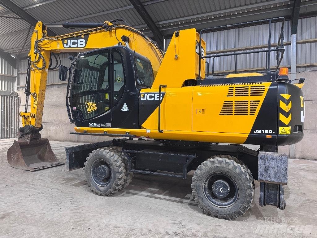 JCB JS 160 W مناولات المخلفات / مناولات صناعية