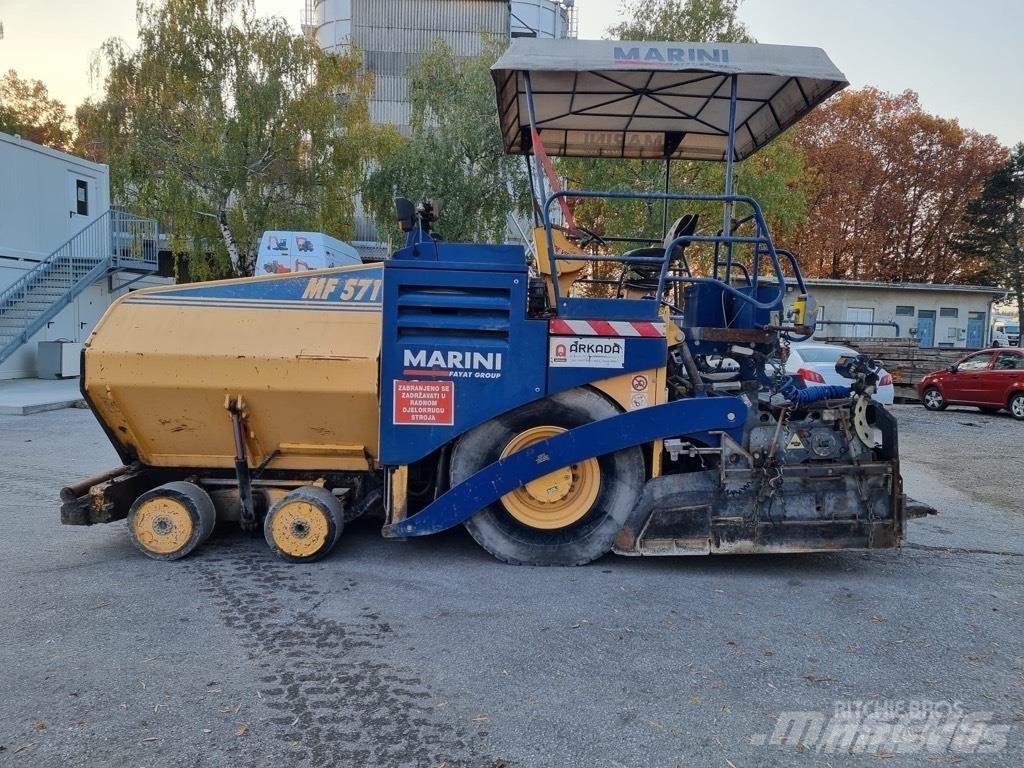 Marini MF571 معدات السفلتة