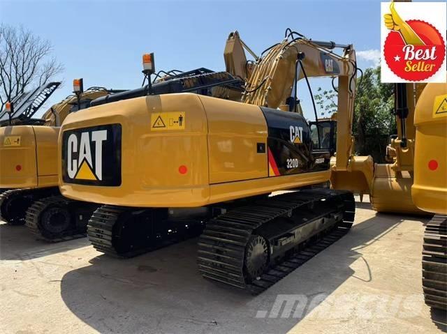 CAT 320 D GC حفارات زحافة