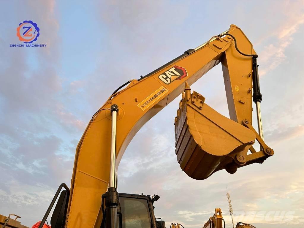 CAT 320 GC حفارات زحافة