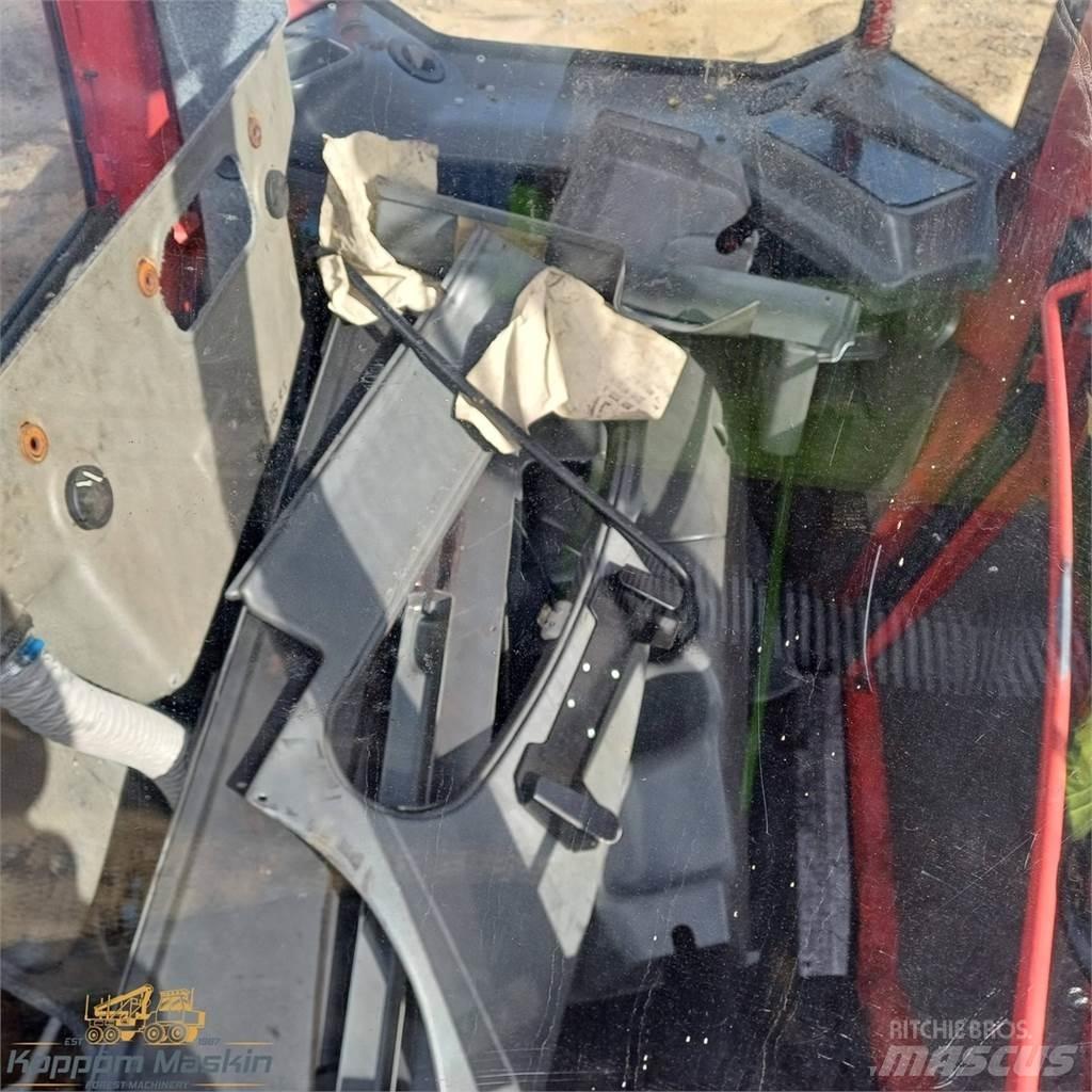 Valmet 941 كابينة والداخلية
