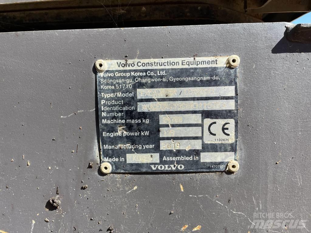 Volvo ECR 235 حفارات زحافة