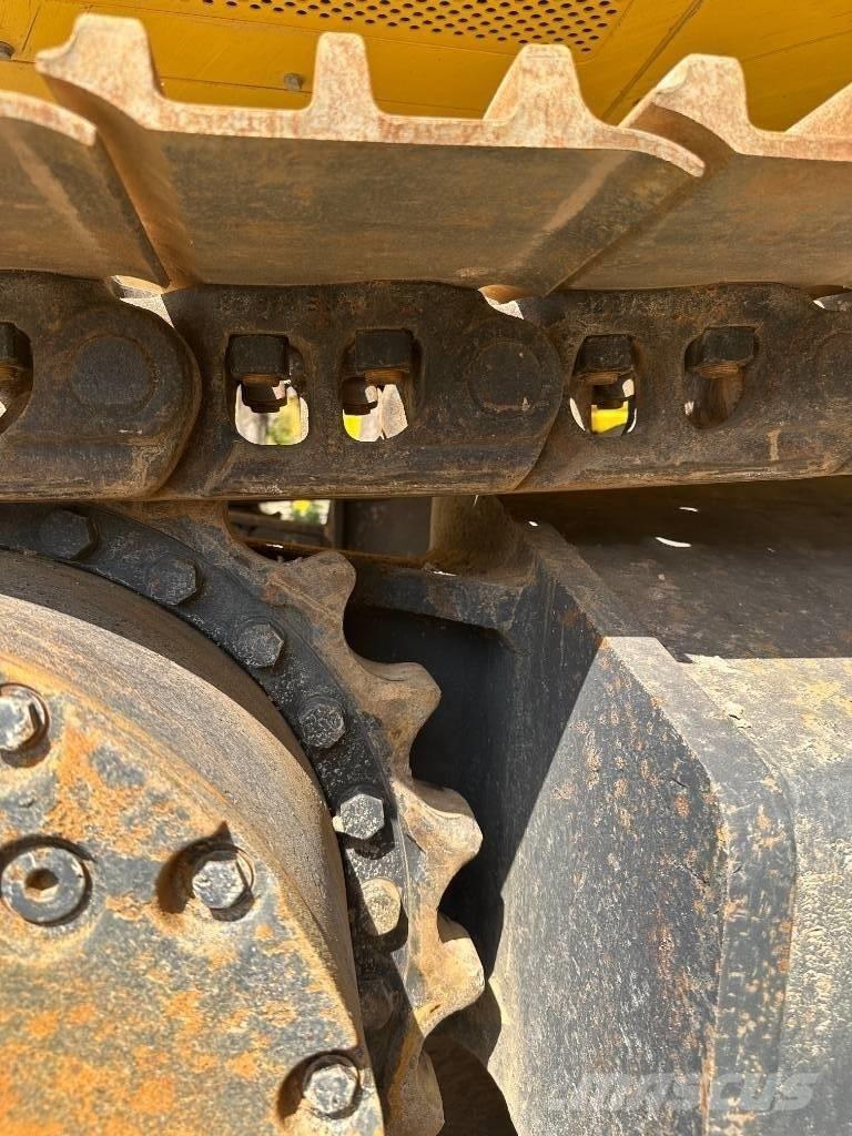 Komatsu PC 400-8 حفارات زحافة