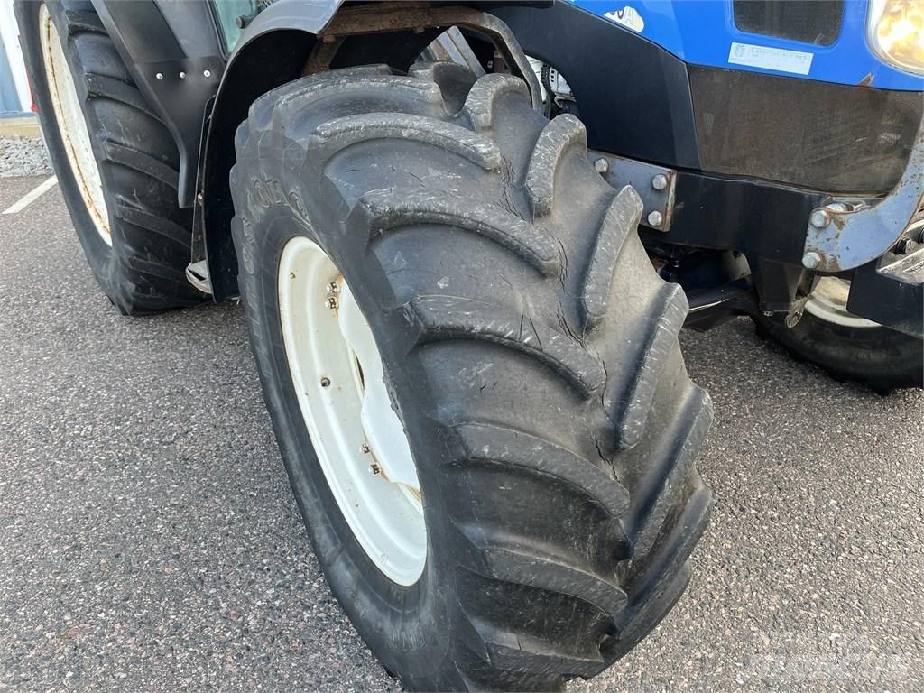 New Holland TS 100 A الجرارات