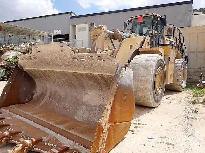 CAT 988K لوادر بعجل