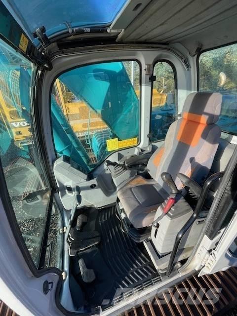 Kobelco SK330 LC-6E حفارات زحافة